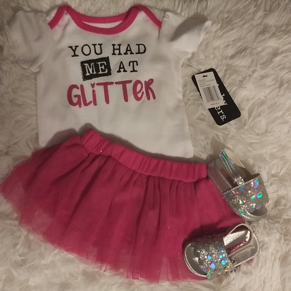 Perfect outfit for the little diva in your life!